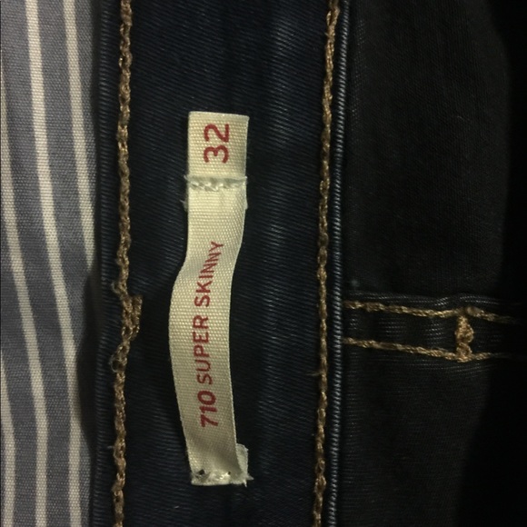 LEVI’S - Picture 4 of 5